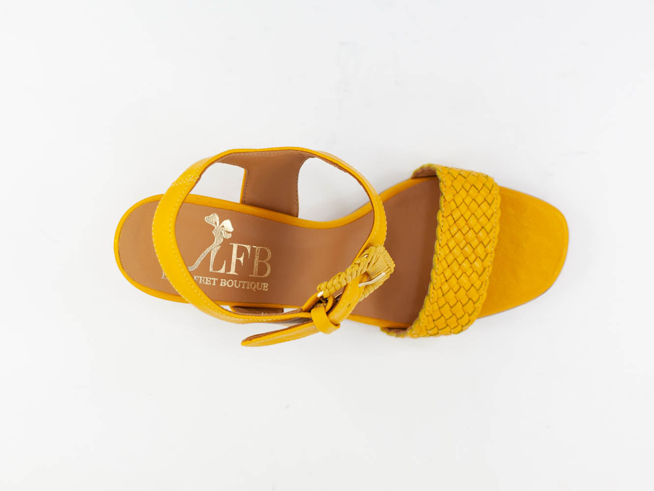LOLA – Yellow