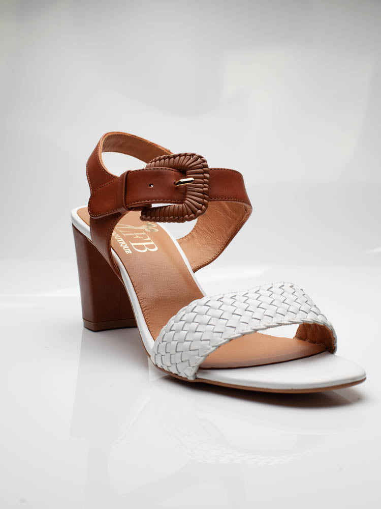 LOLA – White